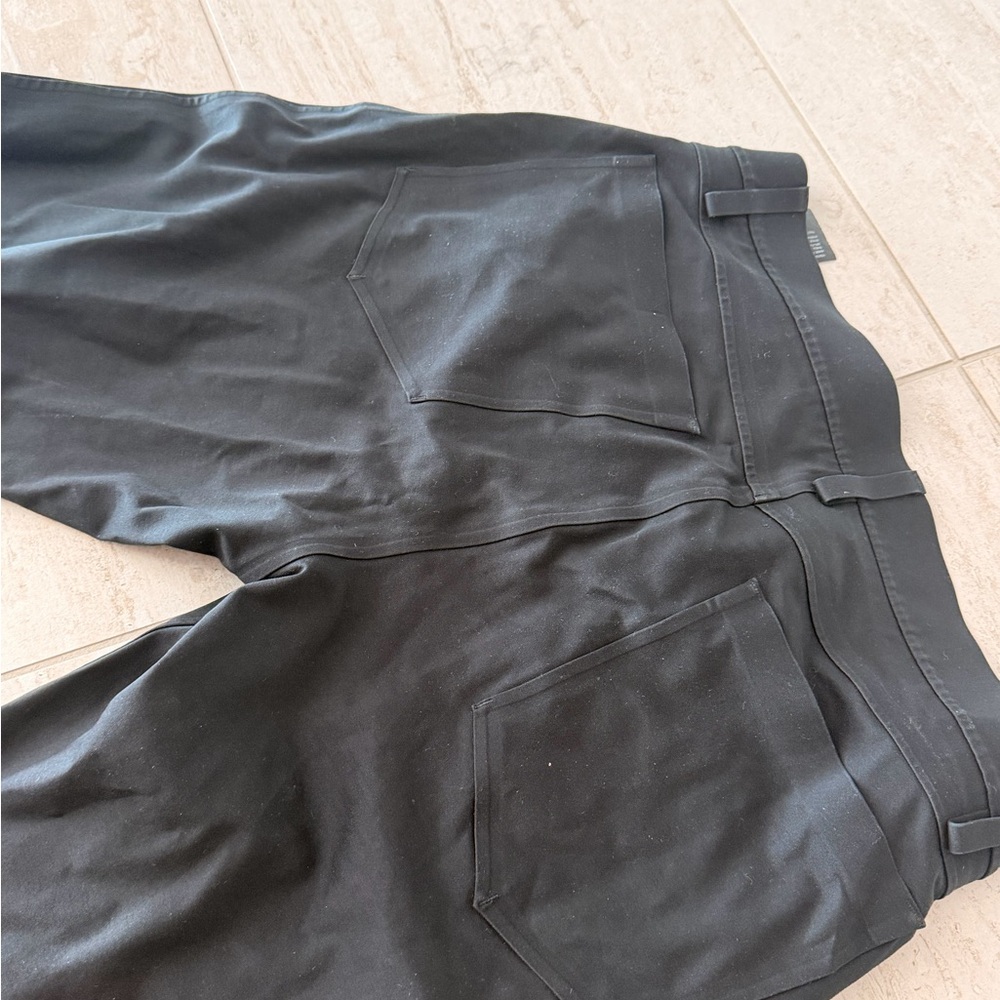 Theory Men's Slim Black Pants - Picture 4 of 4